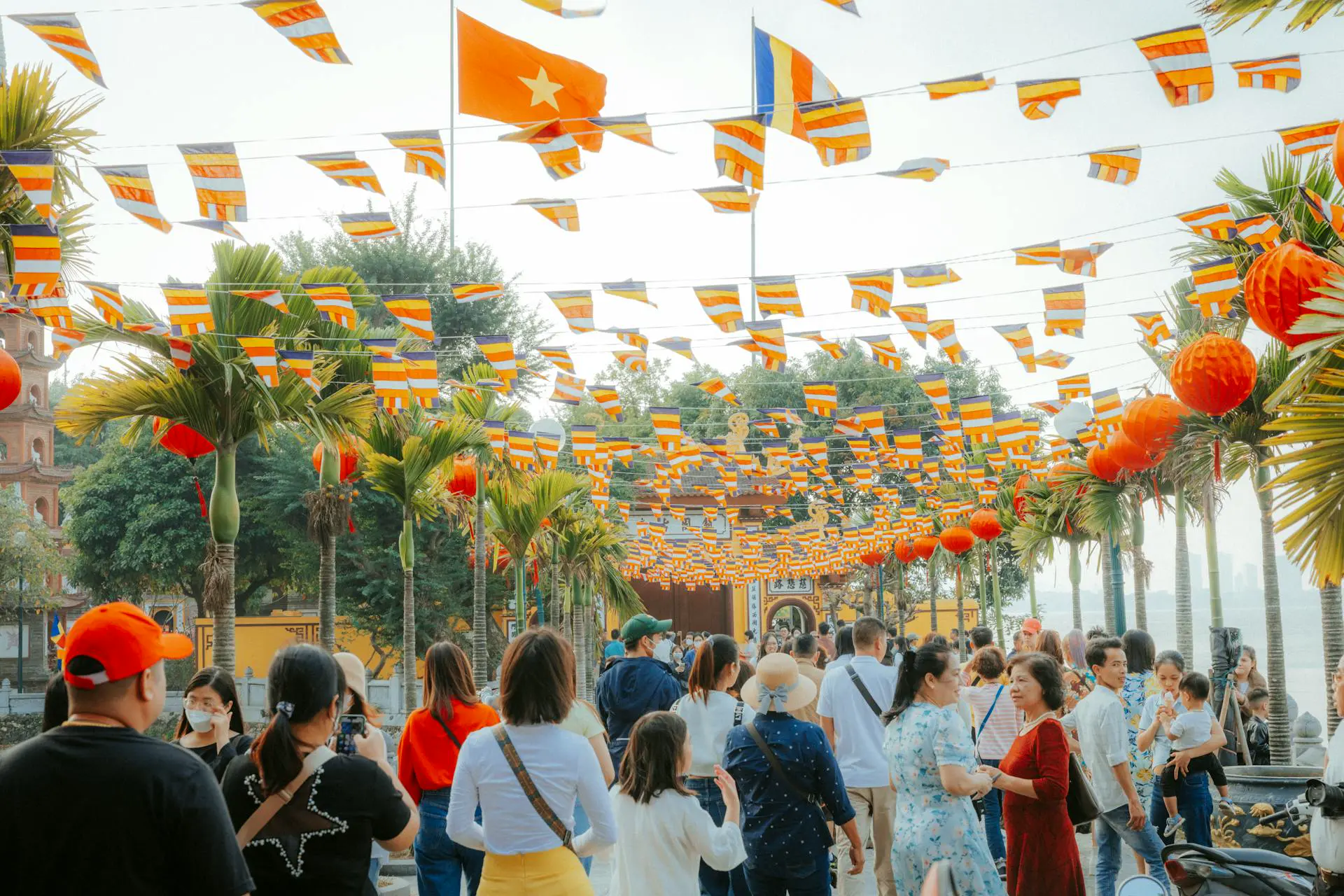 Visit pagodas during Tet