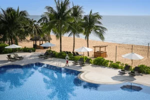 After Typhoon Matmo: Heading Central and Southern Vietnam for safe travel