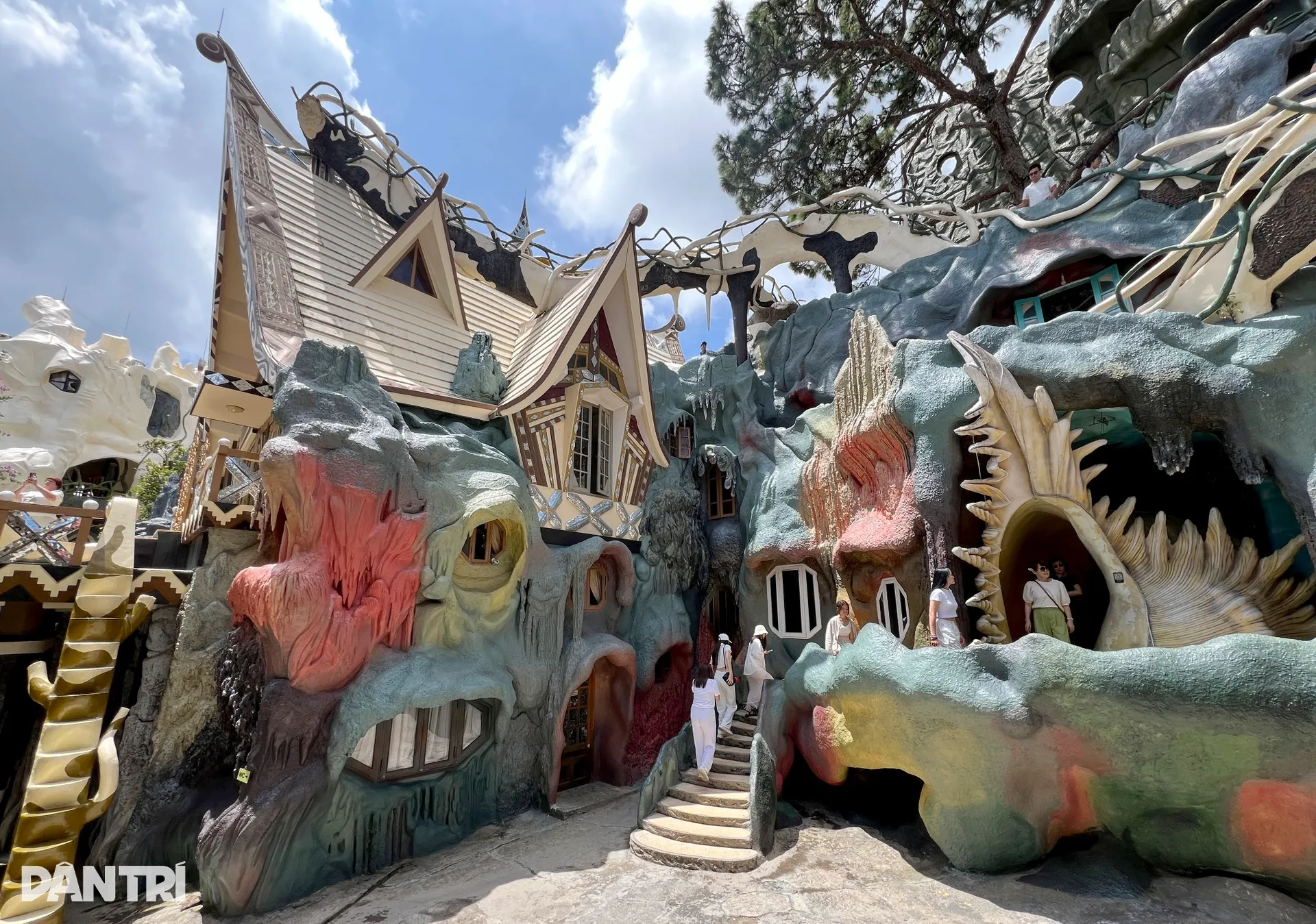 crazy house dalat