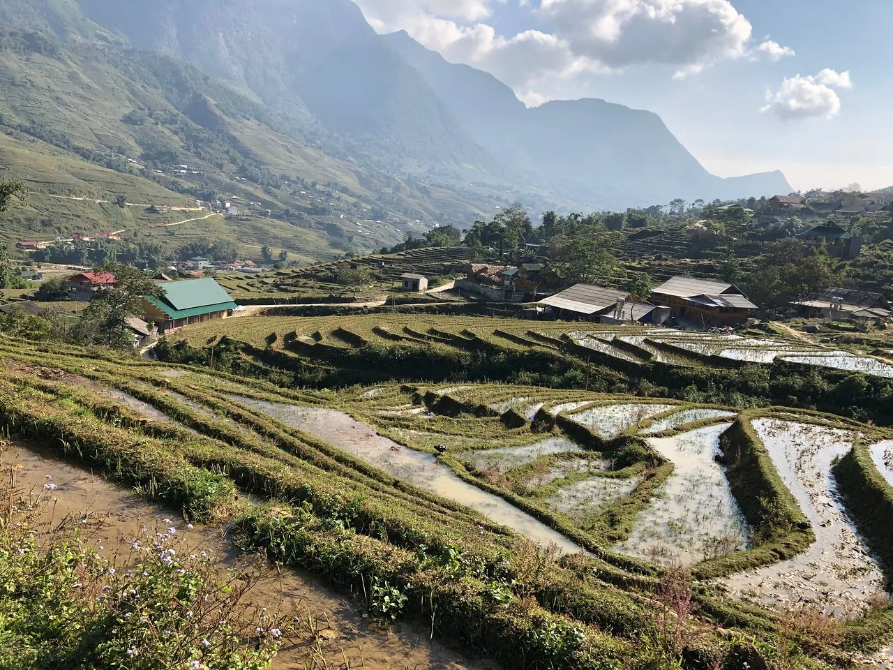 Muong hoa valley trekking