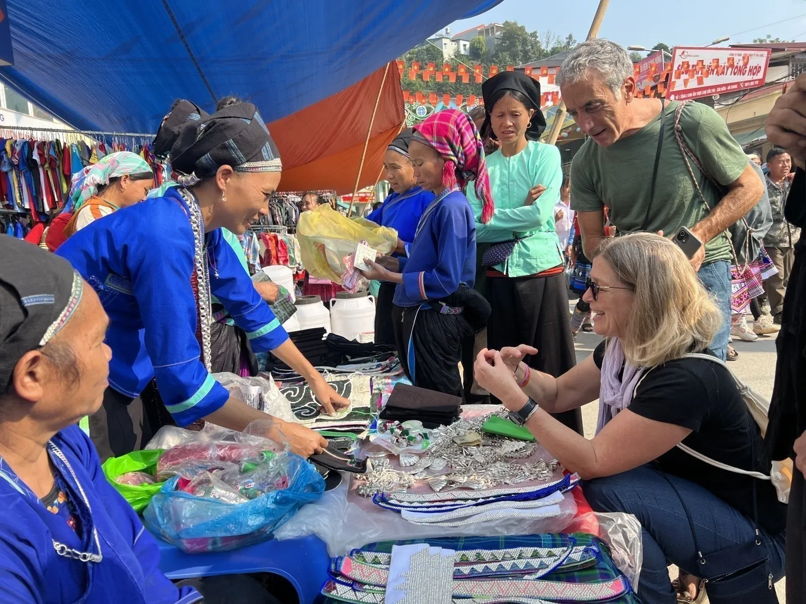 ha giang ethnic market