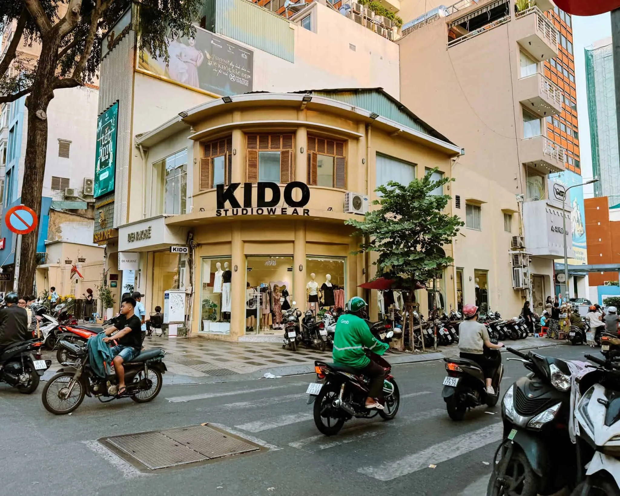 Fashion Haul Vietnam: Where to go shopping in Ho Chi Minh City? 1 fashion haul shopping in ho chi minh city