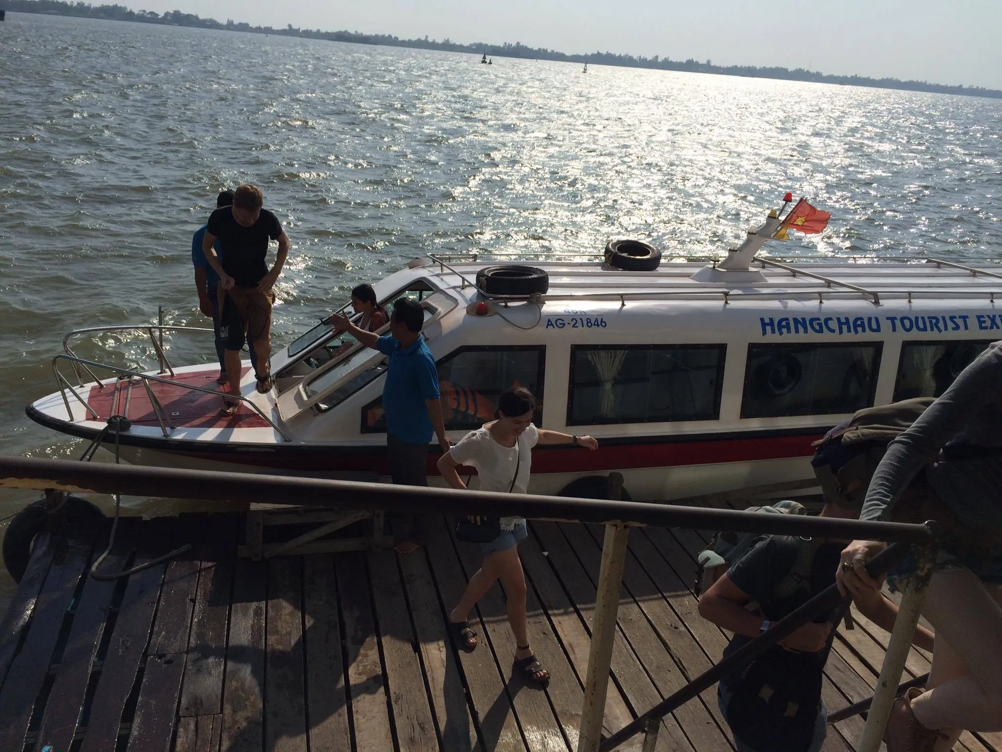 speedboat chau doc phnom penh