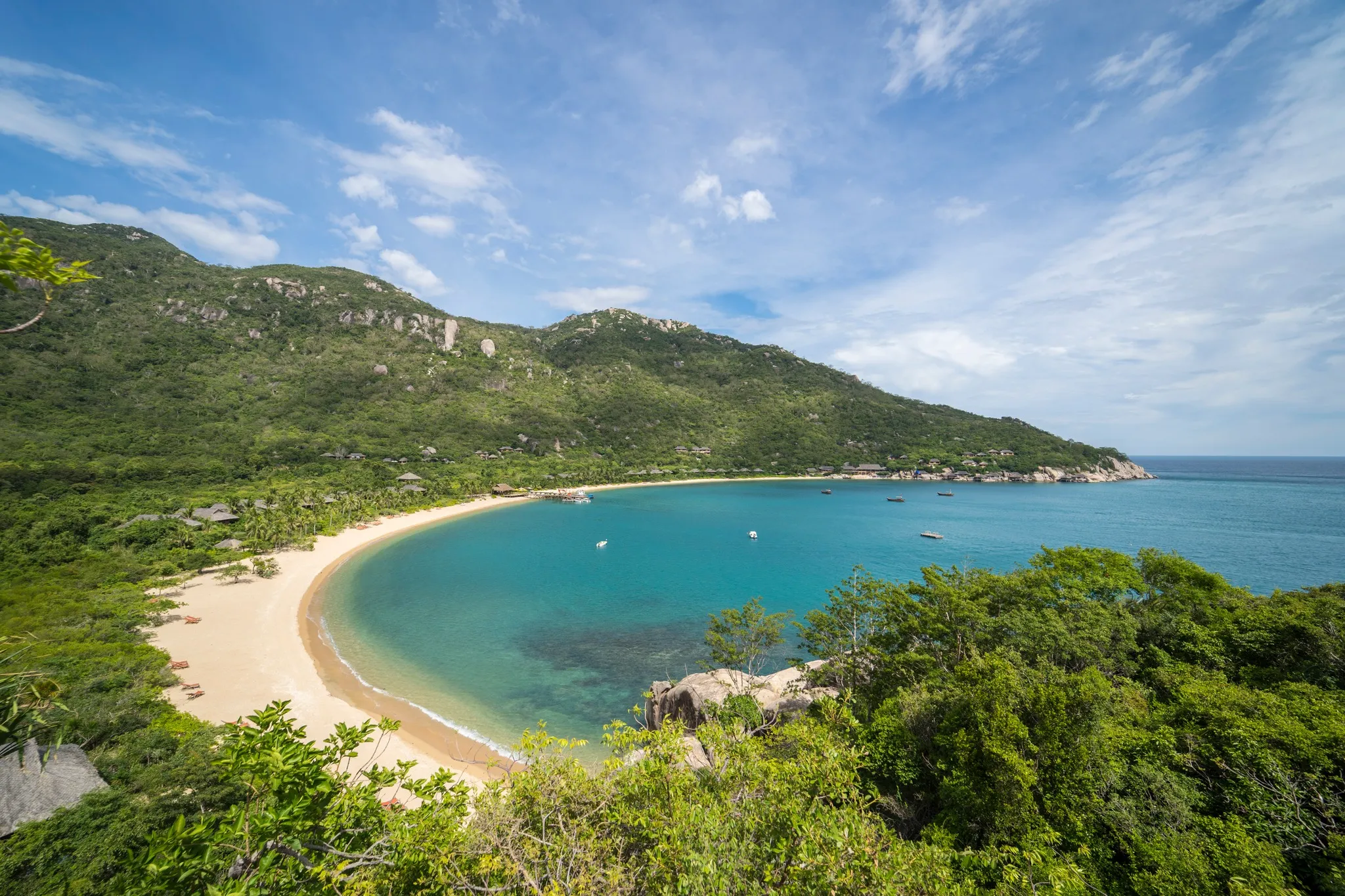 5 stunning beaches in Nha Trang almost no one tells you about 1 beaches in nha trang