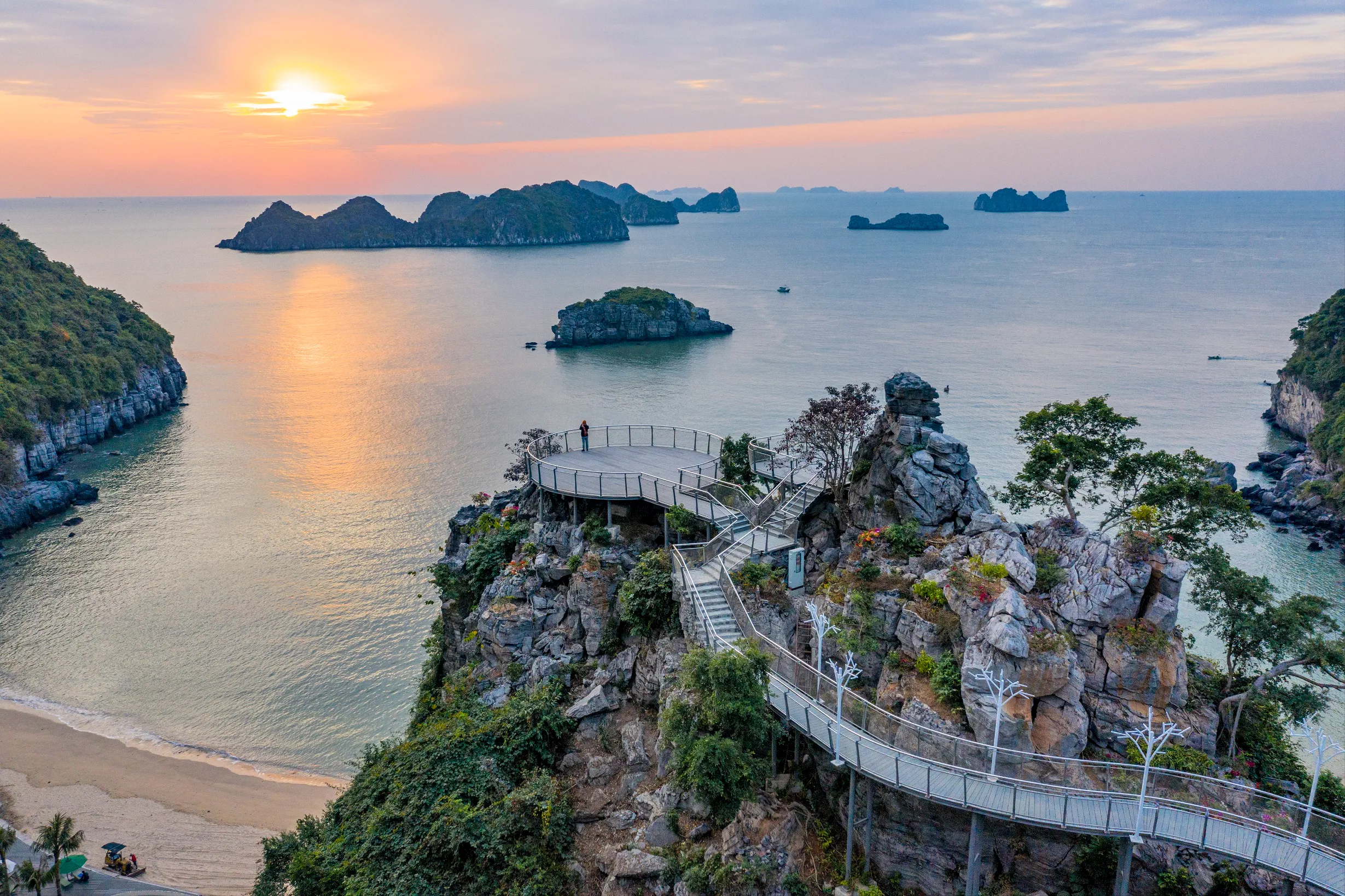 Travel Guide to Cat Ba Island, Vietnam: Activities, weather, transportation, and other tips 1 travel guide to cat ba how to get there