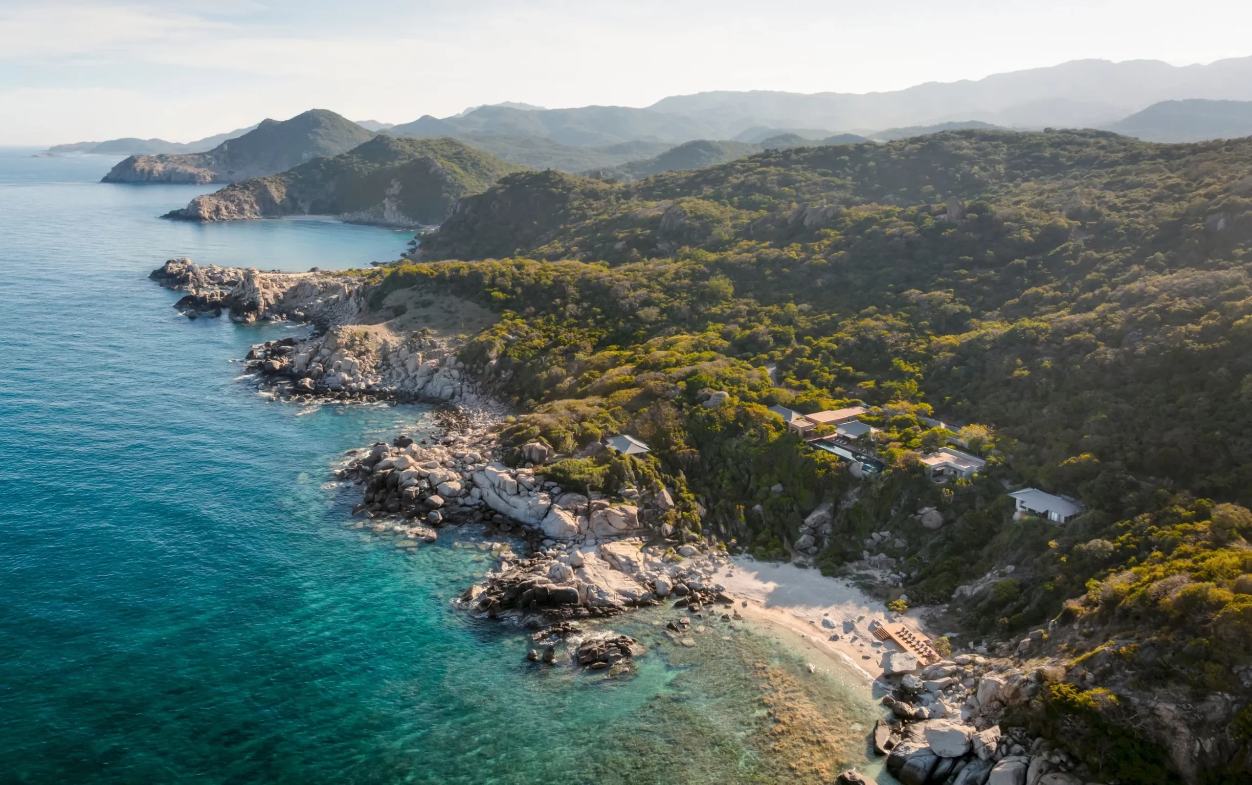 Best time to visit Vietnam for beaches: Month-by-month Guide 1 best time to visit Vietnam for beaches