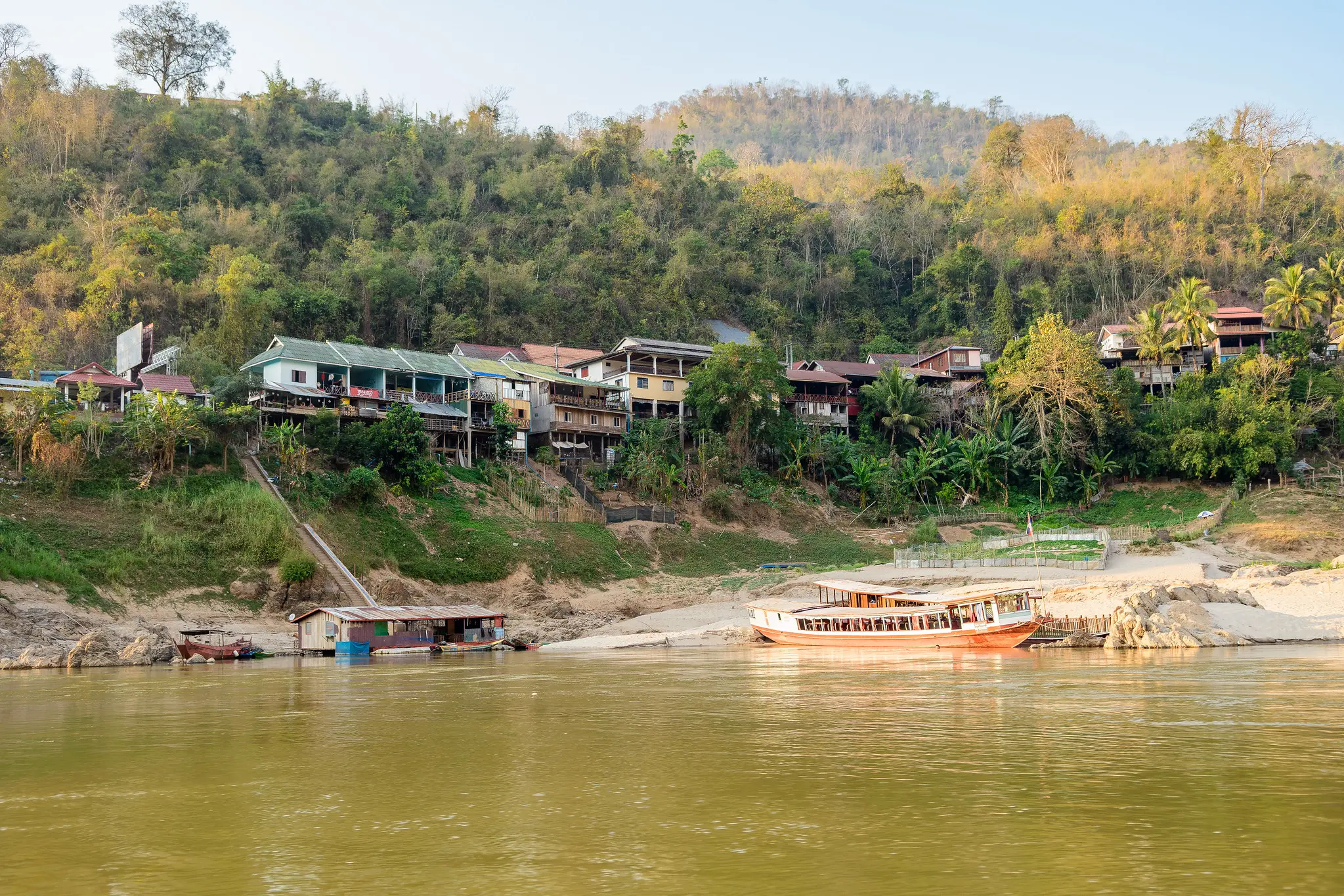 Slow boat from Huay Xai to Luang Prabang: 2027 Travel Guide 1 Slow boat from huay xai to luang prabang